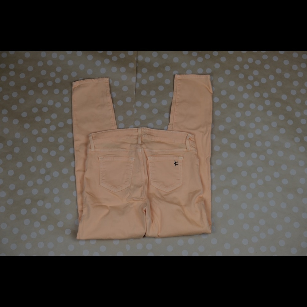 Jean - Picture 3 of 10